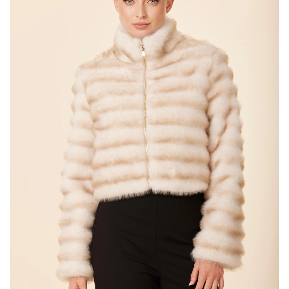 NWT Dolce Cabo Cream and Tan Teddy Jacket